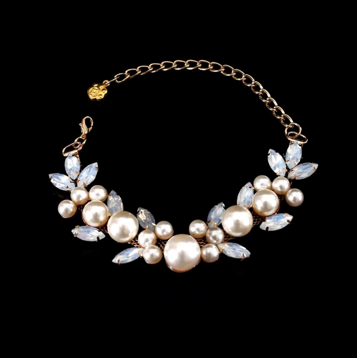 Queen of Pearls Necklace